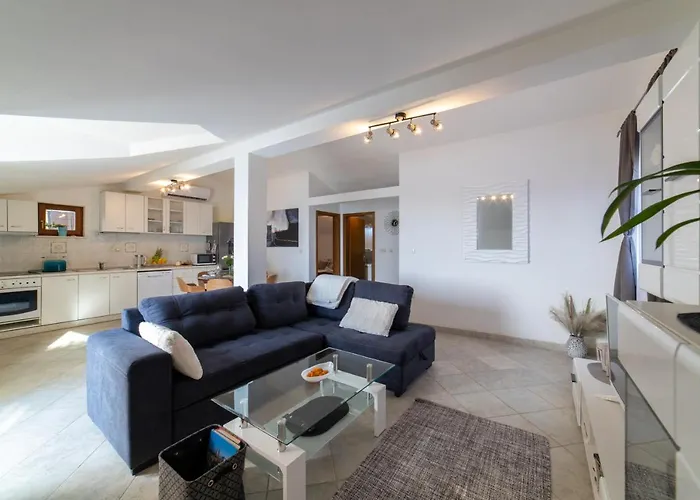 Mira Apartment Trogir