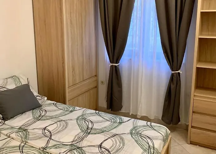 Mira Apartment *