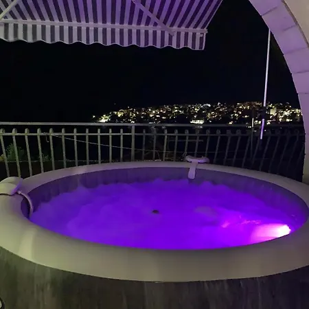 Apartments Mira Hot Tub Sea View Parking 트로기르