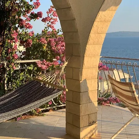 아파트 Apartments Mira Hot Tub Sea View Parking *