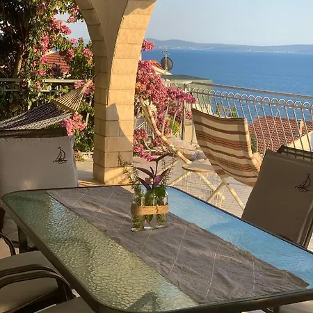 아파트 Apartments Mira Hot Tub Sea View Parking 트로기르