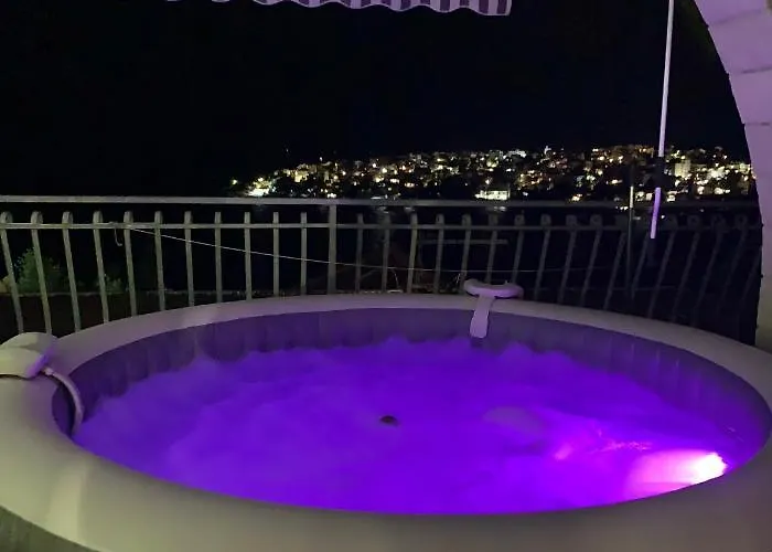 Mira Trogir